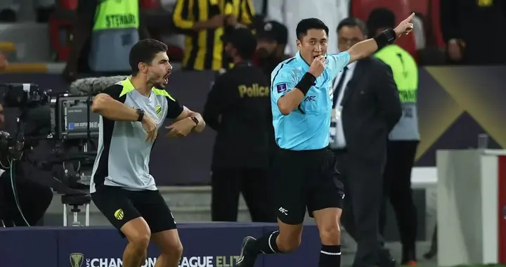 打脸！亚足联官方：马宁执法无错漏判，将担任决赛第四官员