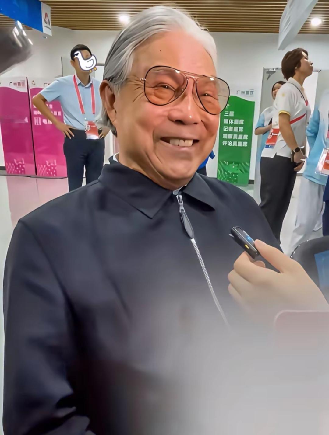 郭晶晶任全运会开幕式火炬手，10日她在个人社交平台发文大赞全运会开幕式表示很骄傲