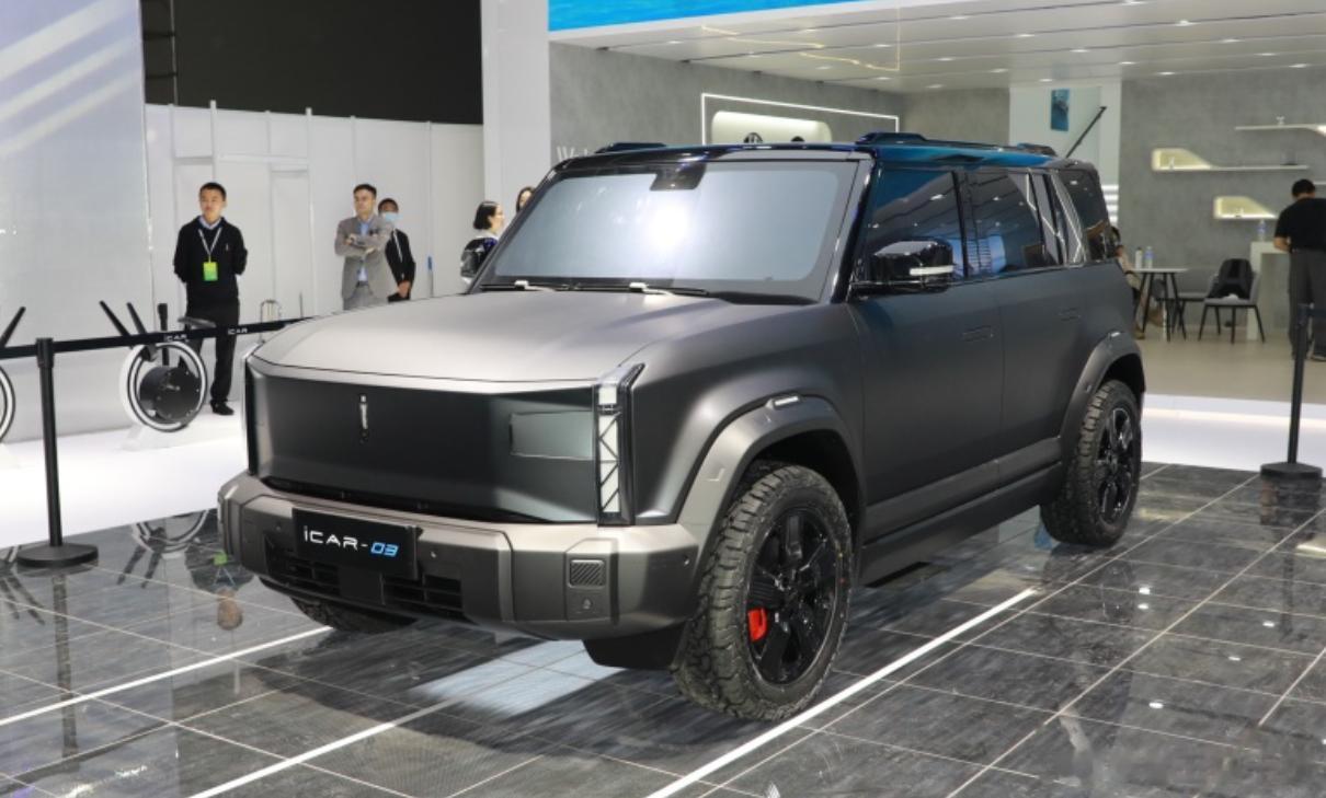 据悉，iCAR 03或将于10月量产。新车定位新能源硬派SUV，先期将推出纯电车