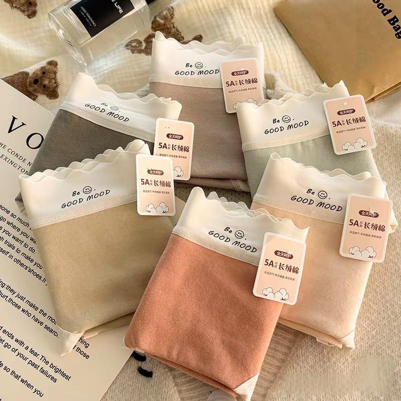 这款5A新疆长绒棉无痕内裤也太好穿了吧。家人们！挖到宝了这款5A新疆长绒棉无痕内