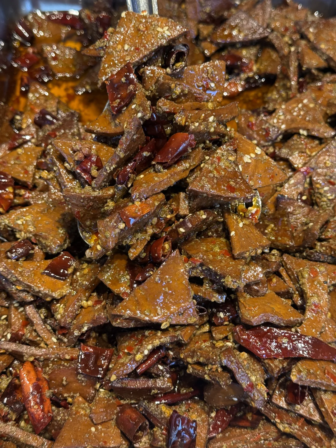 来重庆记得带上麻麻辣辣的手撕兔！噂嘟好吃