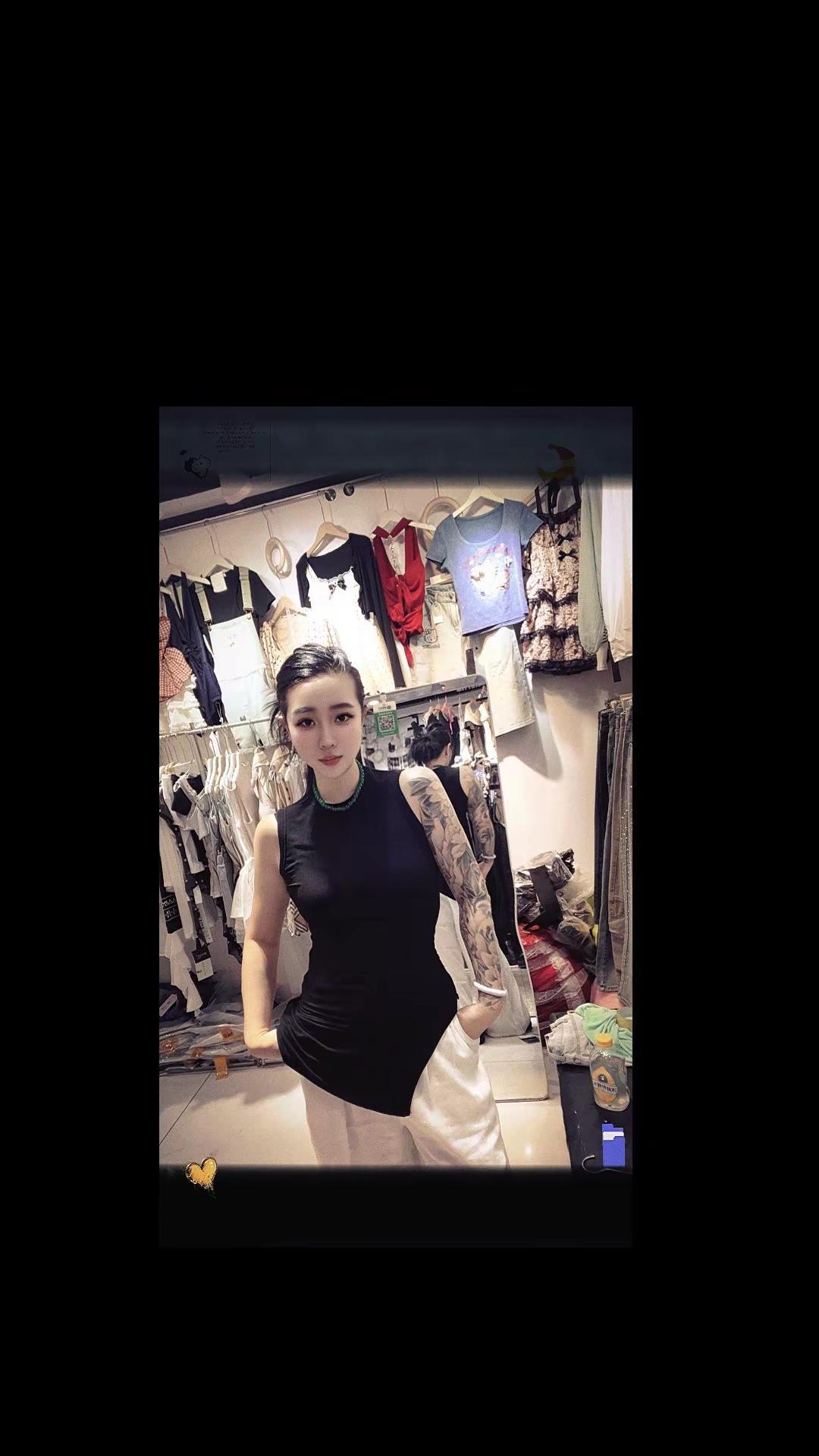 小姨美不美