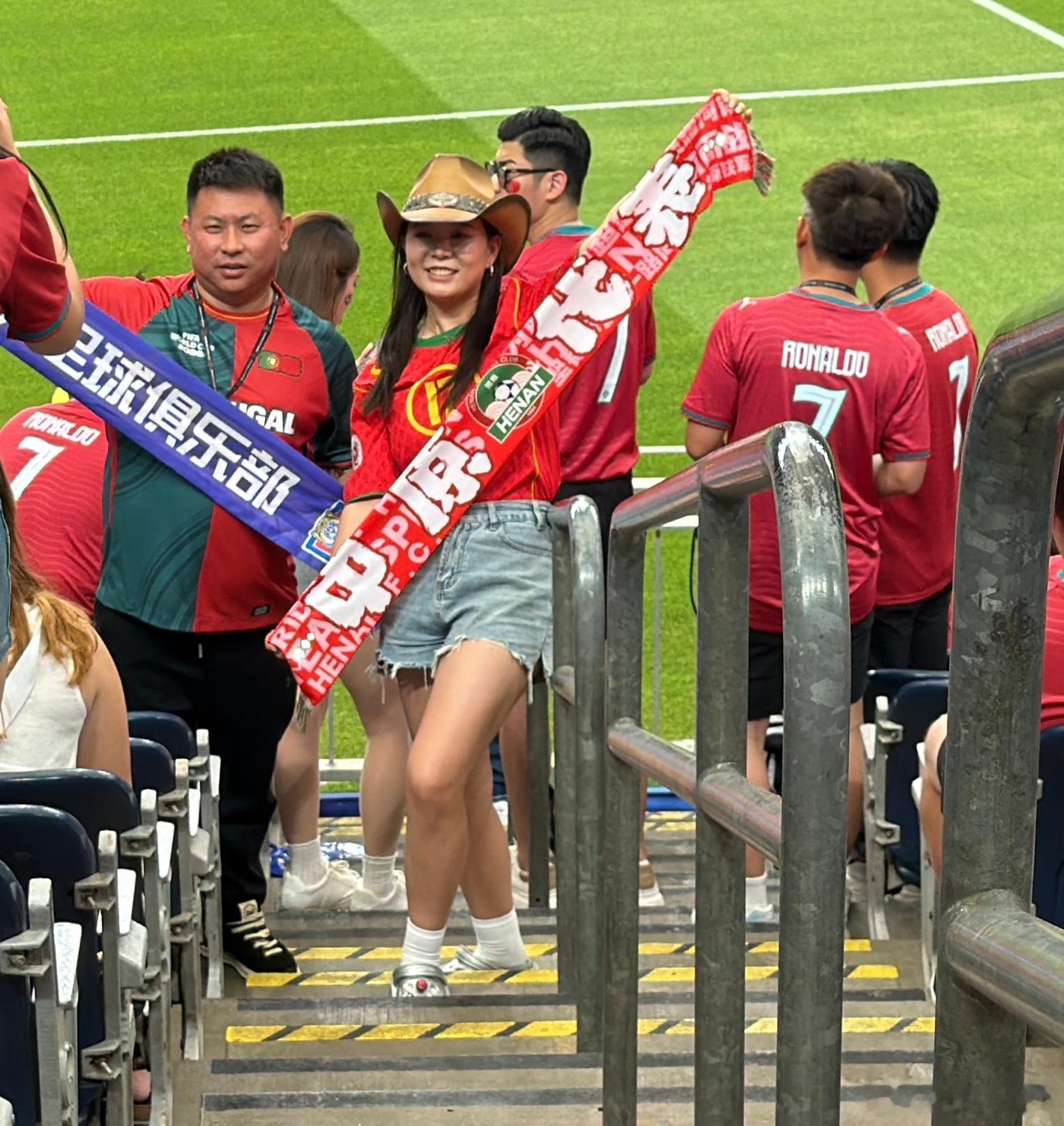 老家来人了 美国·瑞兰特体育场
