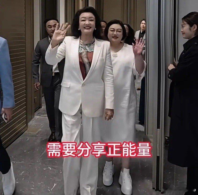 汪小菲张兰被封号后跑去视频号说：自己不是为了挣钱，直播是为了分享正能量 