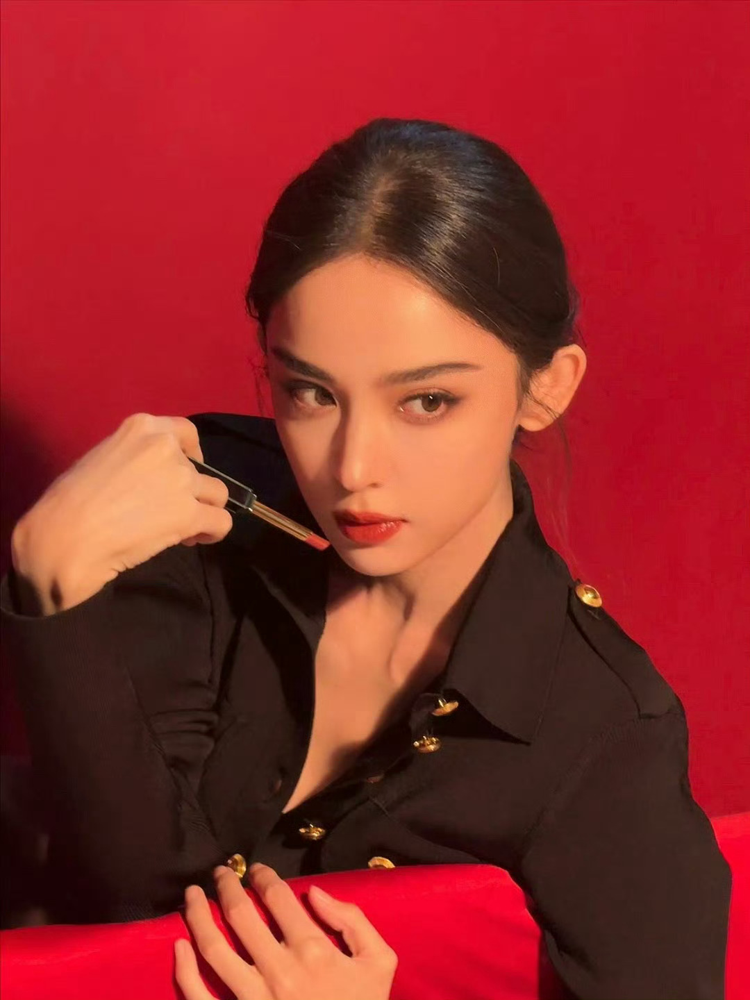 娜扎细绕指间摩登锐意  娜扎live  娜扎细绕指间摩登锐意，娜扎live满分酷