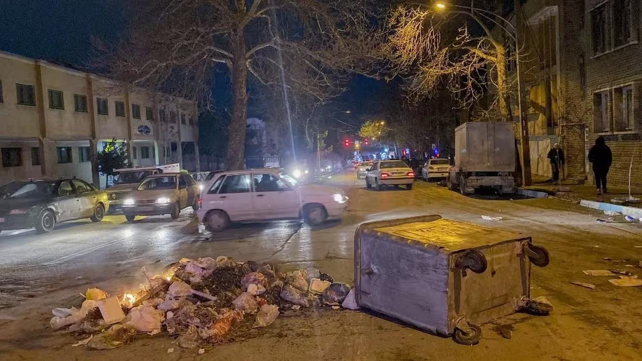 紧急撤侨！澳大利亚警告公民火速离伊，逮捕风险激增
 
因伊朗全国爆发大规模暴力示