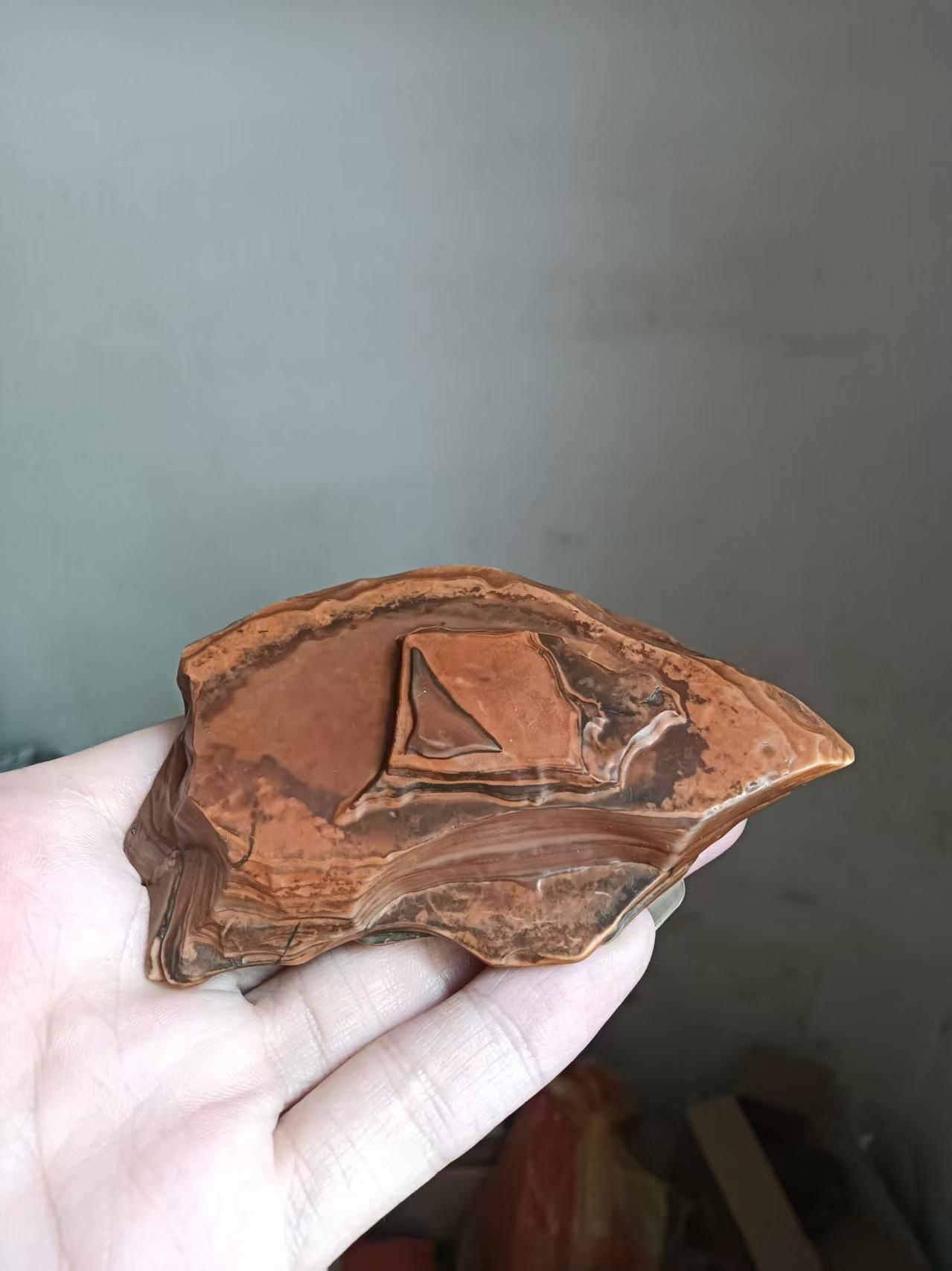 你收藏过哪些美丽的石头每一块纯天然的石头都是独一无二的。然而，虽独一无二却要有慧