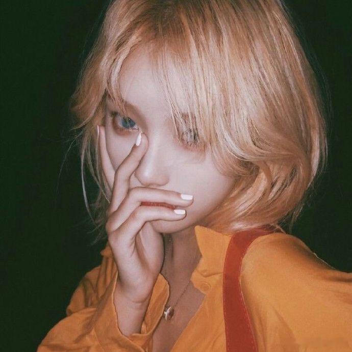很想在闺蜜30岁生日的时候送她一部豪车 可惜在我心里 她永远18生活手记