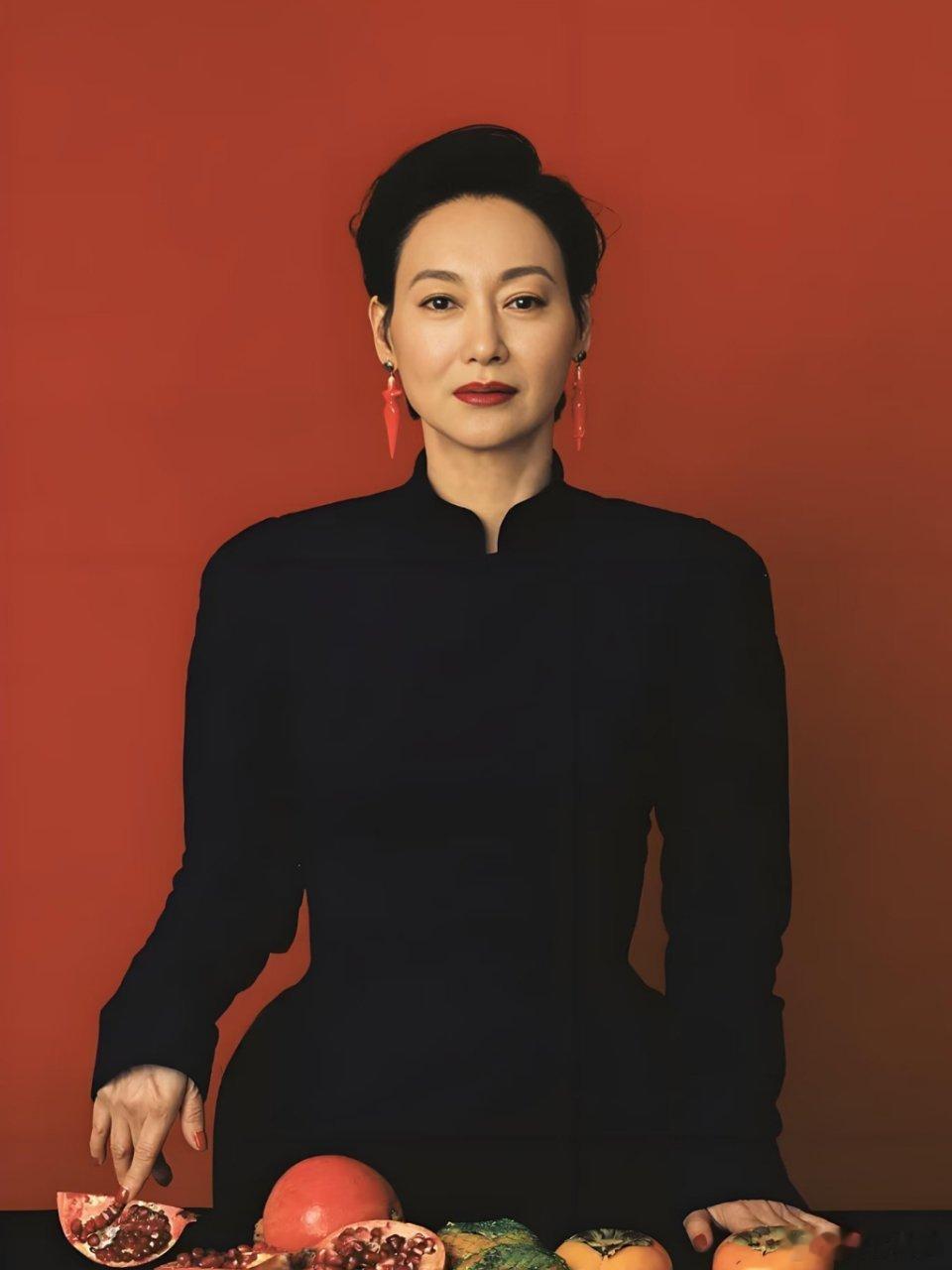 惠英红回复李思潼 惠英红老师真的是真心爱电影、真诚爱电影的人每次看到她的采访我都
