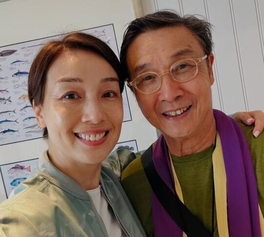 江美仪亲证刘松仁曾中过风，身体欠灵活