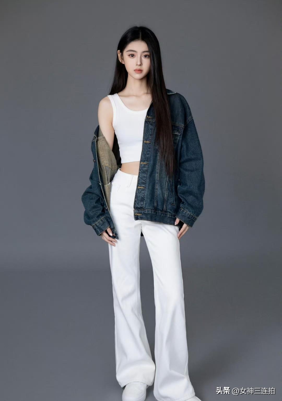 这姑娘穿得真休闲又帅气！