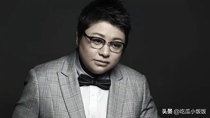 有人认为韩红终究会“塌房”，那是因为他们没搞清楚韩红正在做的事情！

两大所谓“