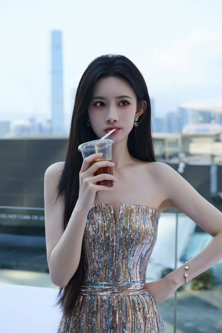 孟子义孟子义喝冻柠茶孟子义你也要喝冻柠茶吗孟子义我也想喝冻柠茶！！ 