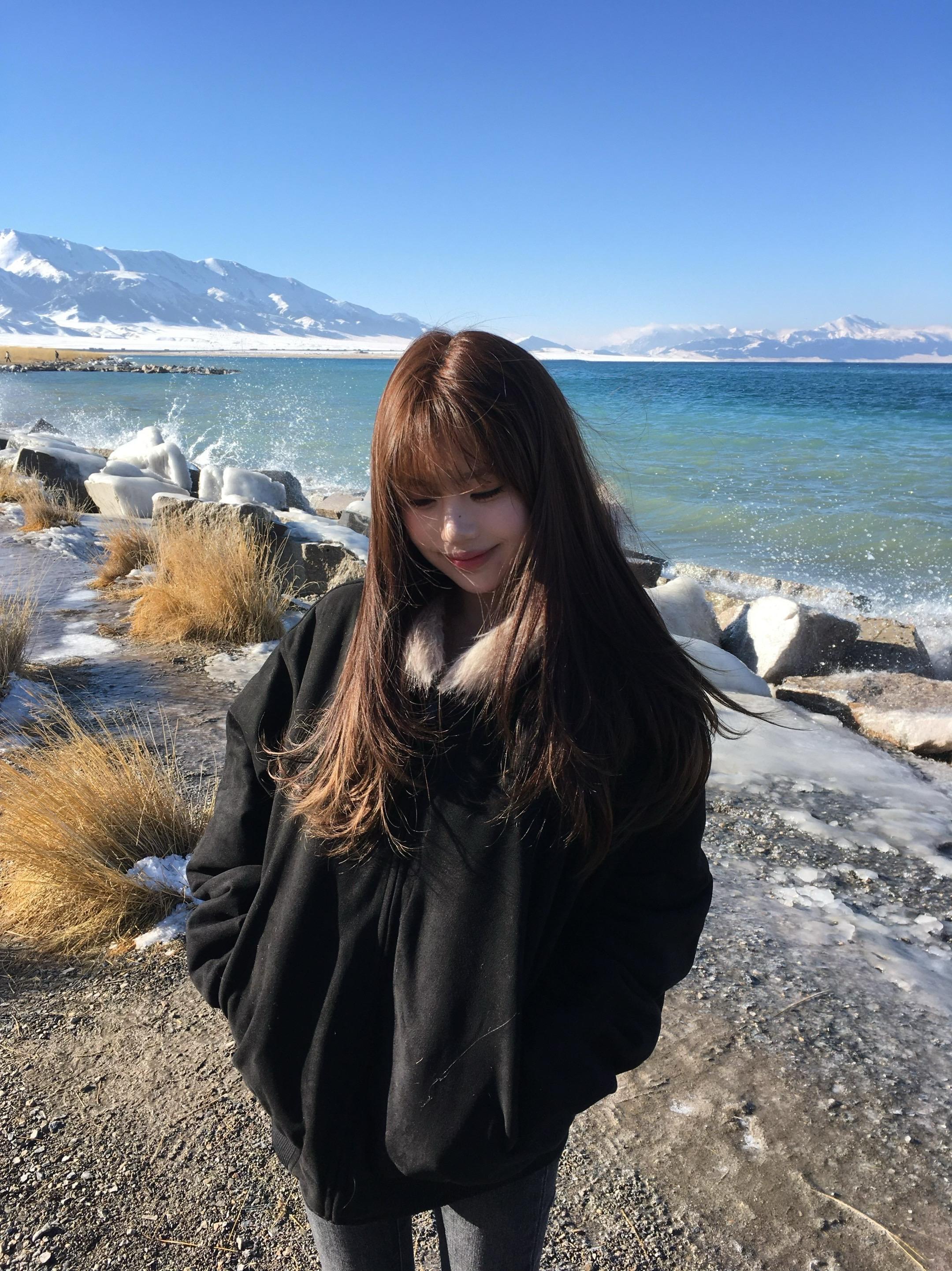 这些年我不断感叹 时间太快 缘分太浅