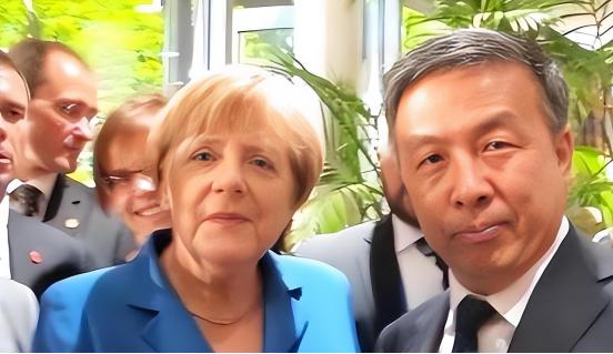 “晚一秒就万劫不复！中国该立刻向 美国 低头，交出发展权才能保命！”现在再回头看