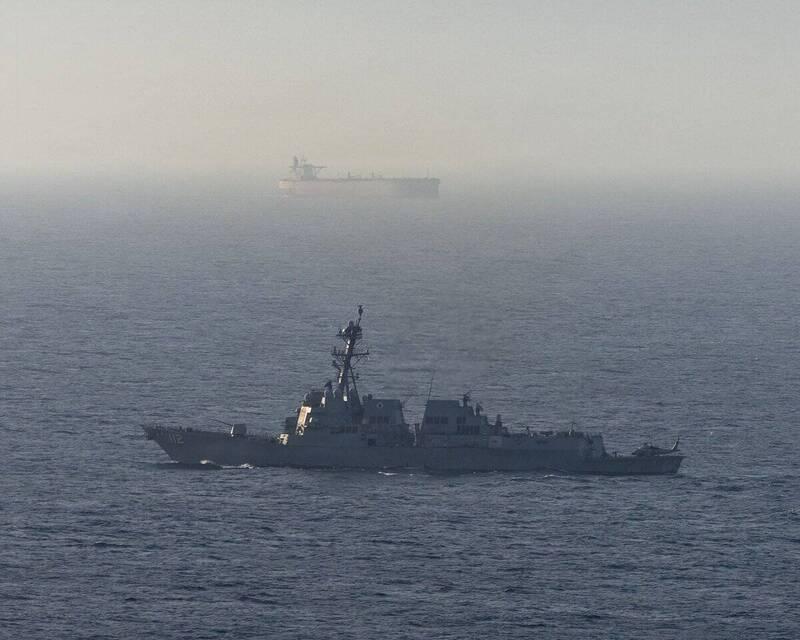伊朗“霍尔木兹海峡牌”一点点的在弱化！
美国霍尔木兹海峡护航这波操作，直接把伊朗
