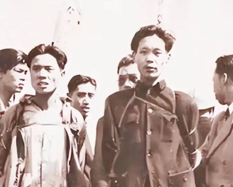 1947年，地下党县委副书记陈斌被押赴行刑，他扫了一眼人群，一眼认出县委妇女主任