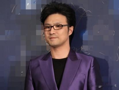 听着确实冷冰冰，但这就是商业的算账逻辑。AI不是来跟你商量的，是来颠覆规则的。别