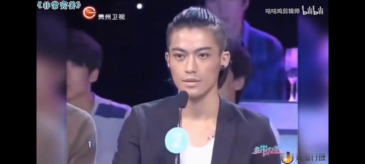 方媛上非诚勿扰征婚的时候主动表白图片上的男人遭到拒绝。她还不死心，求这男人给她一