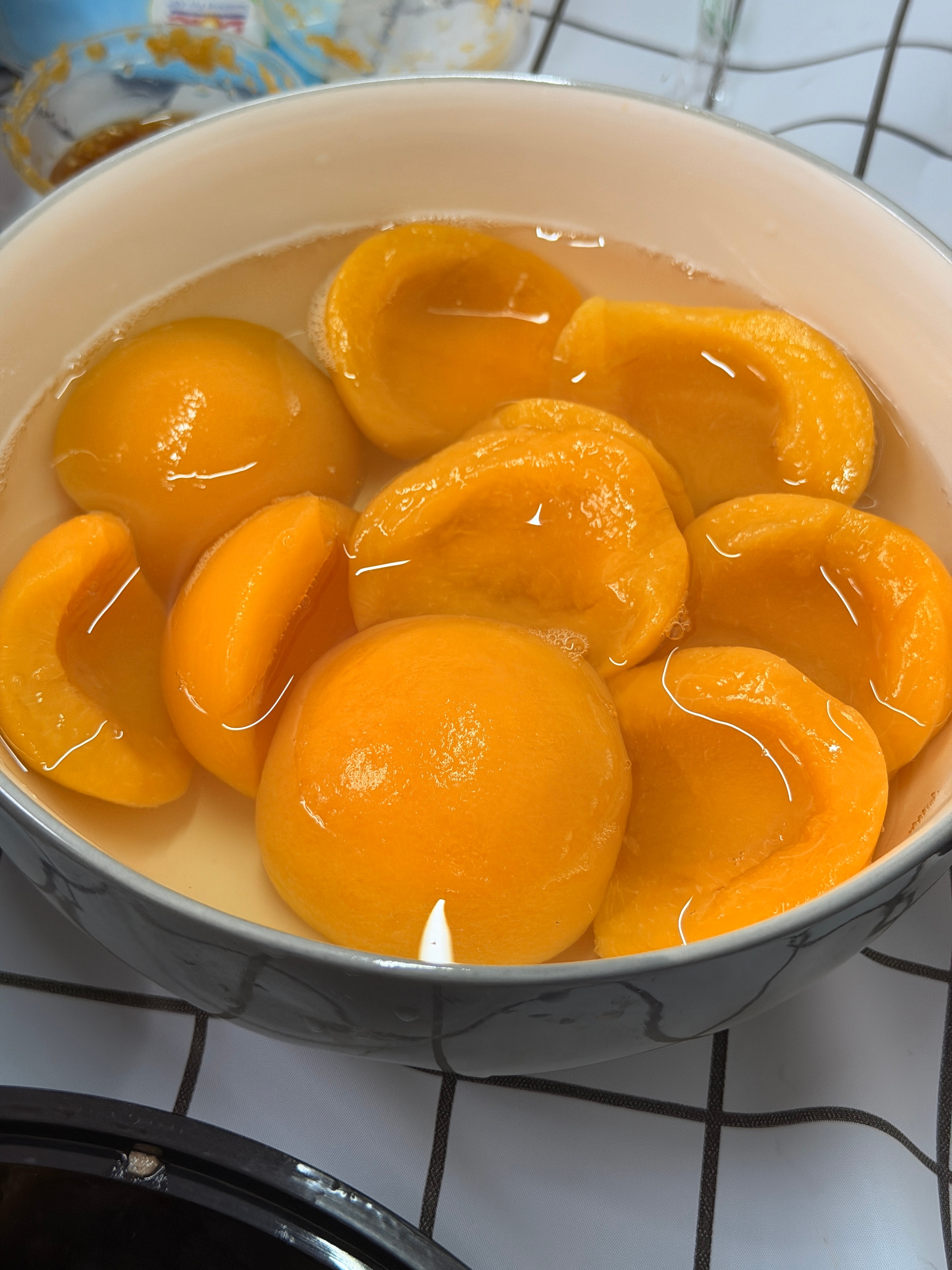 盆友们，这酒杯比我脸还大 北京