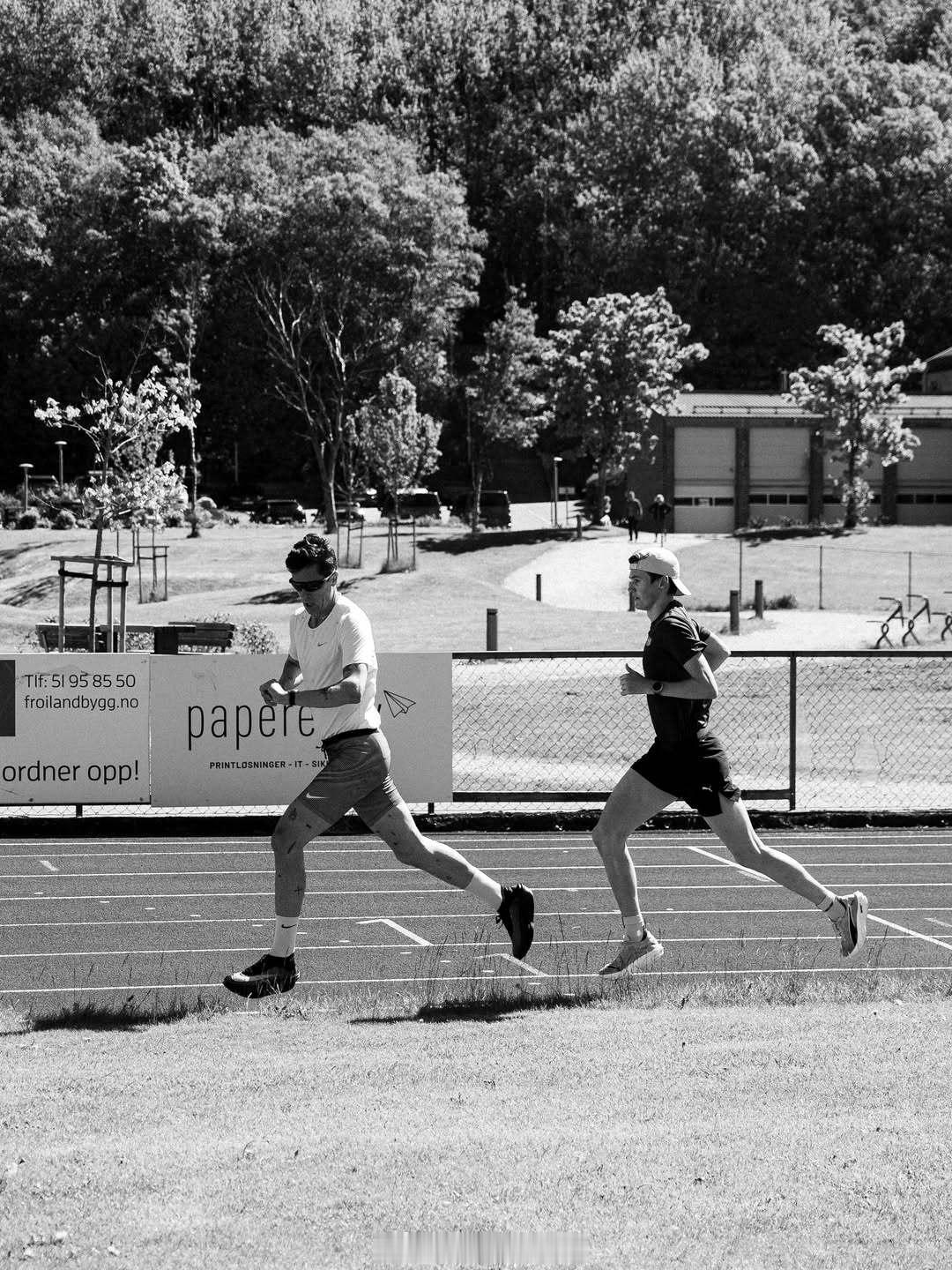Jakob Ingebrigtsen 雅各布英格布里格森的训练。鞋换了鞋面，中底