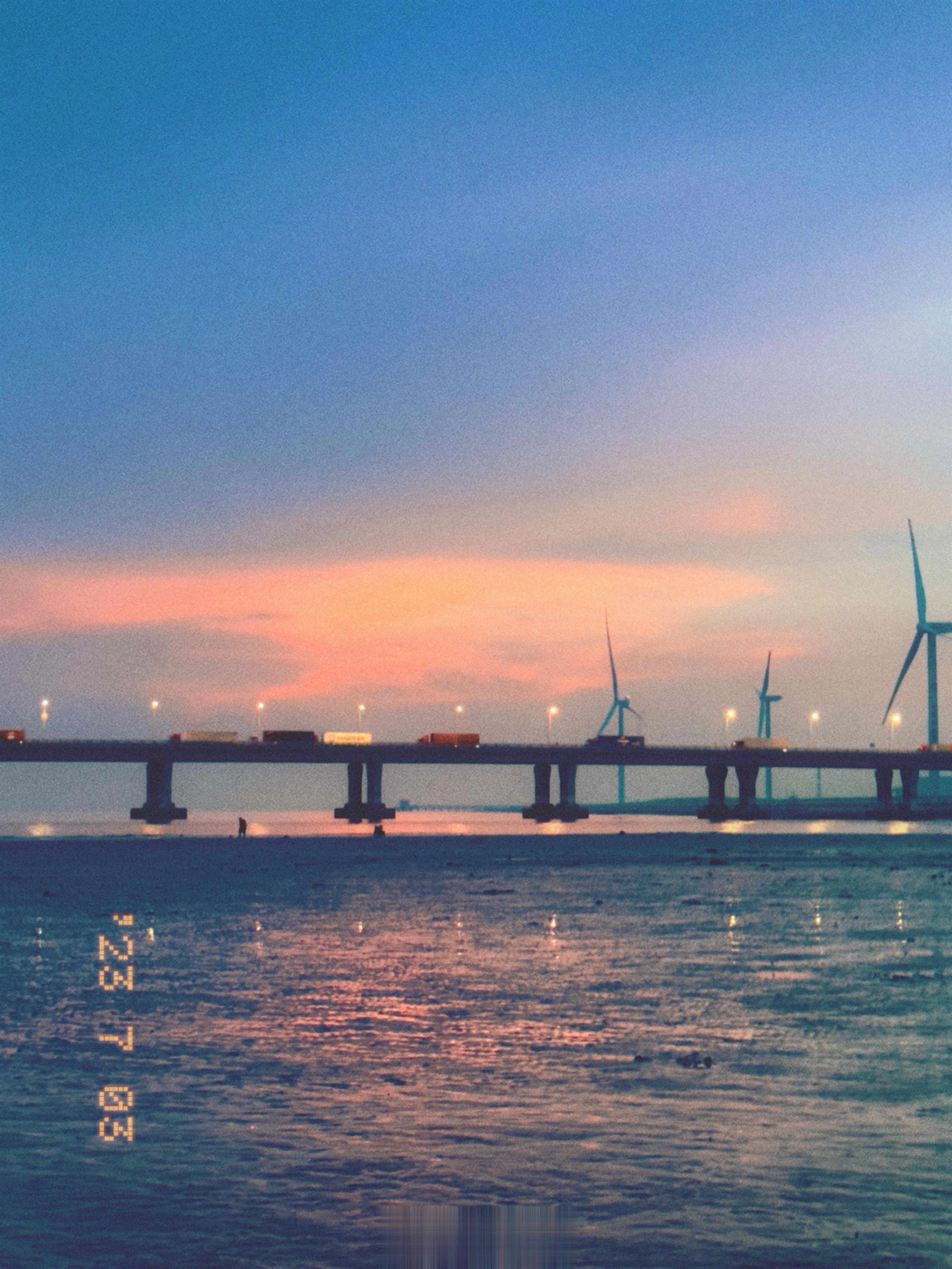 🌄 ​​​