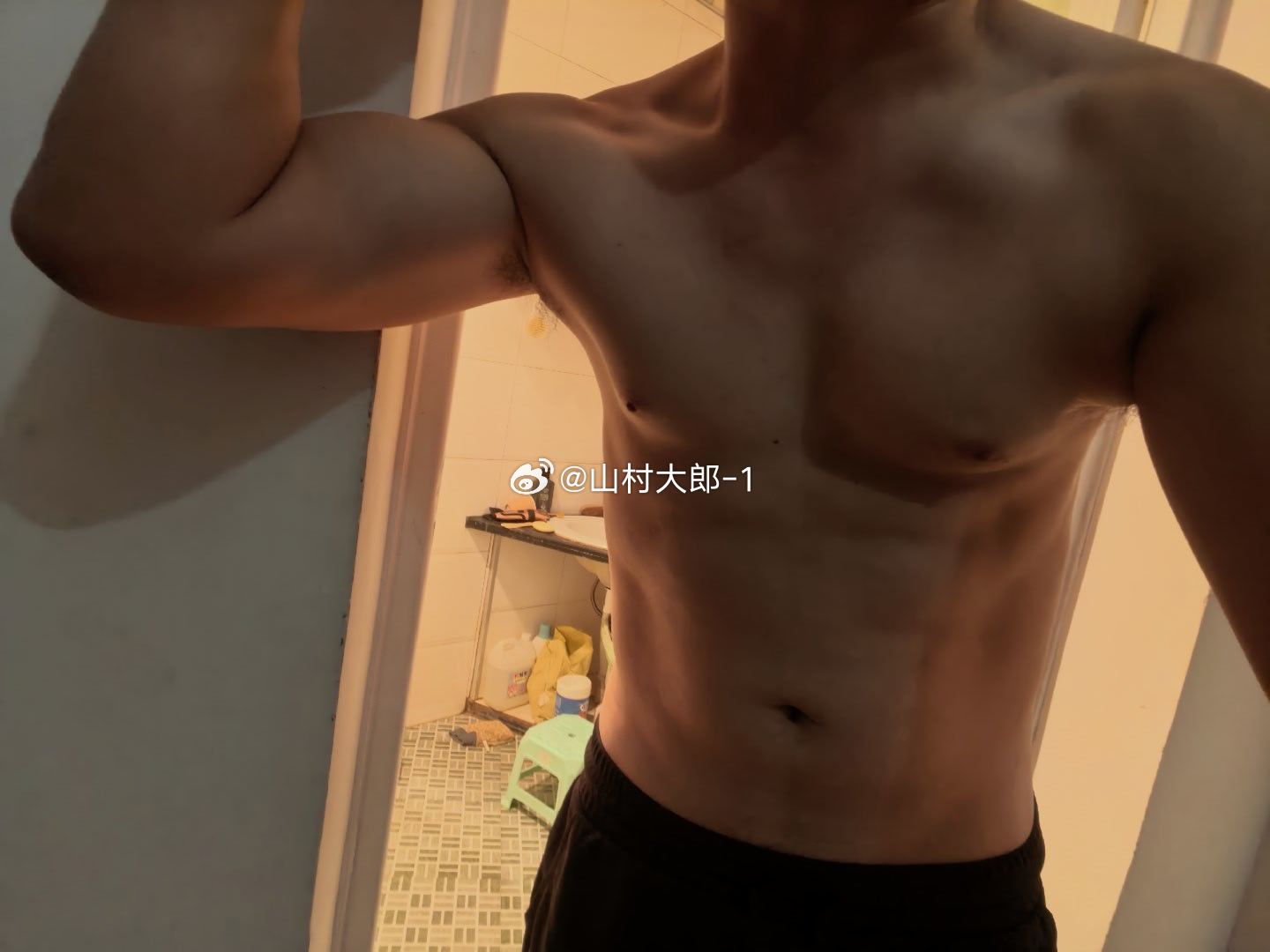 肌肉💪要爆炸了，我要释放[抓狂]运动打卡健身健身打卡 ​​​