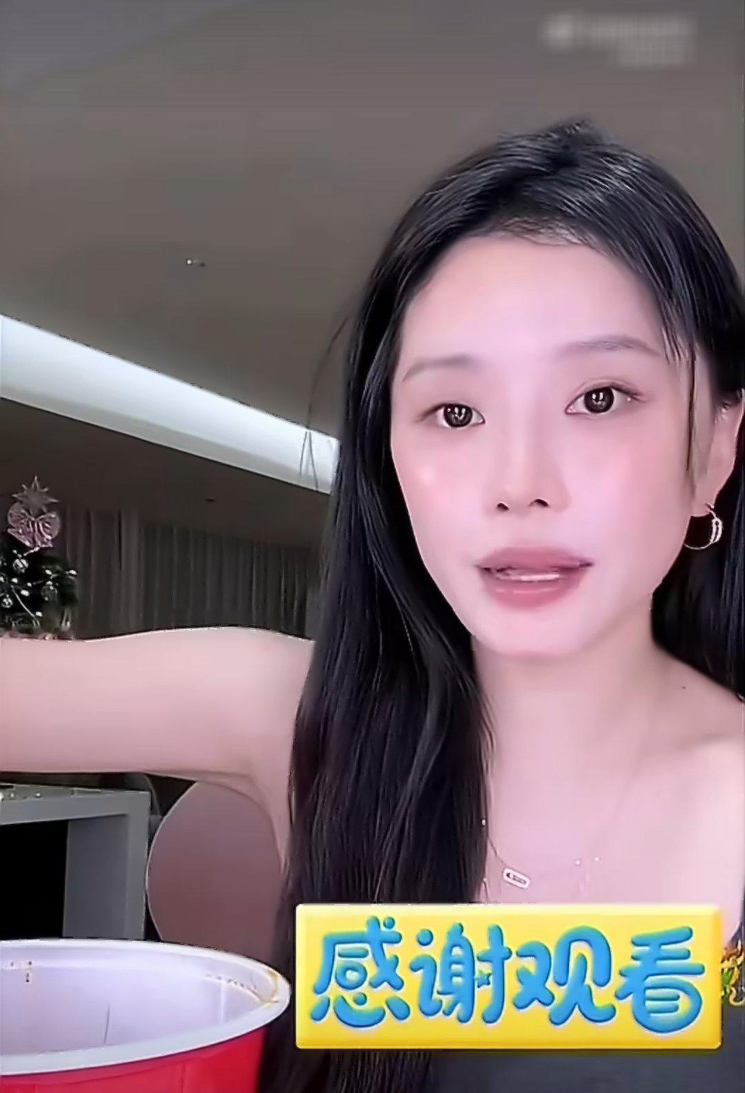 易易紫曝和蔡徐坤玩狼人杀易易紫和司晓迪是不是一路货色？