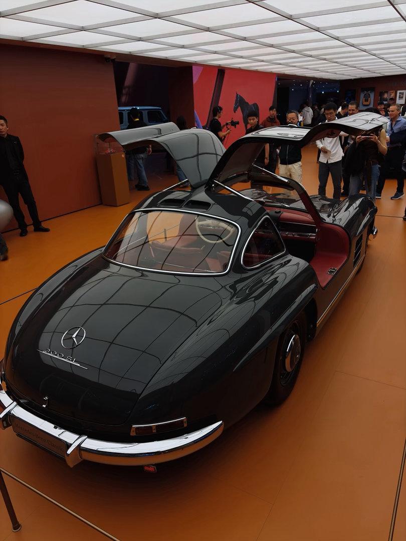 📮继续跟大雨老师聊，这次是奔驰GLC EV。他提醒我一个平时没往这个方向想的点