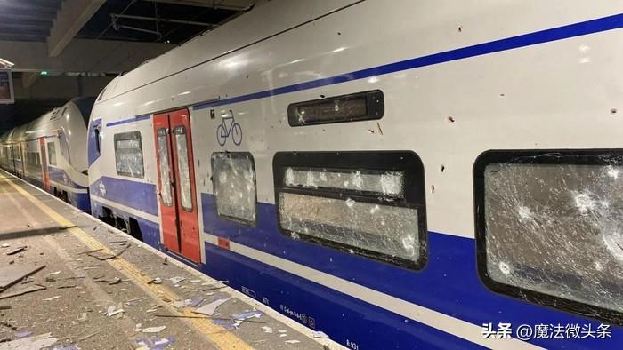 2026年3月17号深夜，伊朗“海巴尔 - 4”弹道导弹携带集束弹头袭击了以色列