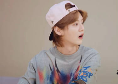 鹿晗请和自己的右边脸道歉鹿晗请和右边脸道歉鹿晗请和自己的右边脸道歉 