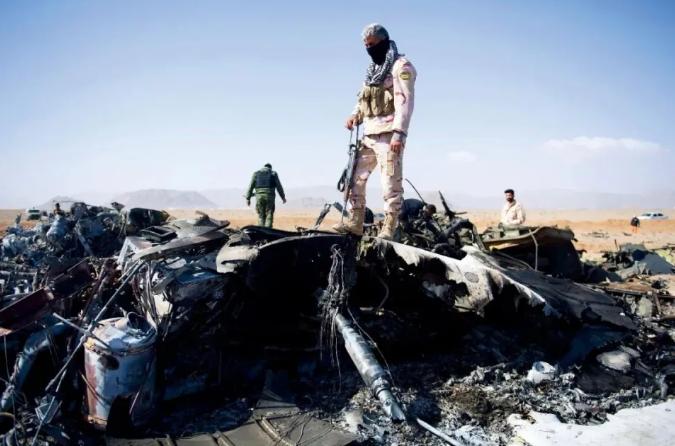 美国50小时生死营救：救回飞行员，却烧了自家运输机！

2026年4月3日，一架