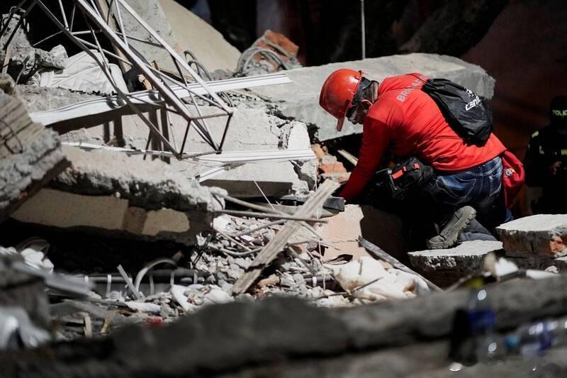 哥伦比亚强震已致254人死亡！近百次余震不断 6座机场关闭 灾区断电缺水海外新鲜