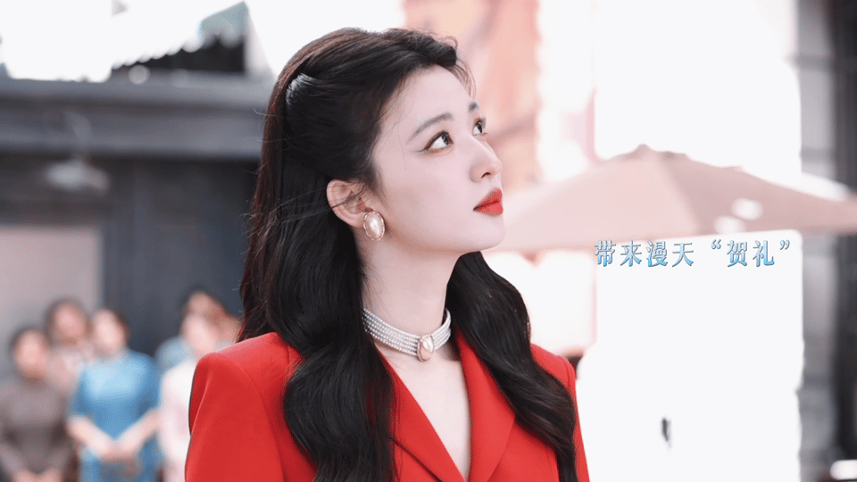 王楚然全世界第一适配正红色 事已至此，请王楚然永接大女主复仇剧本！任素素这红衣对