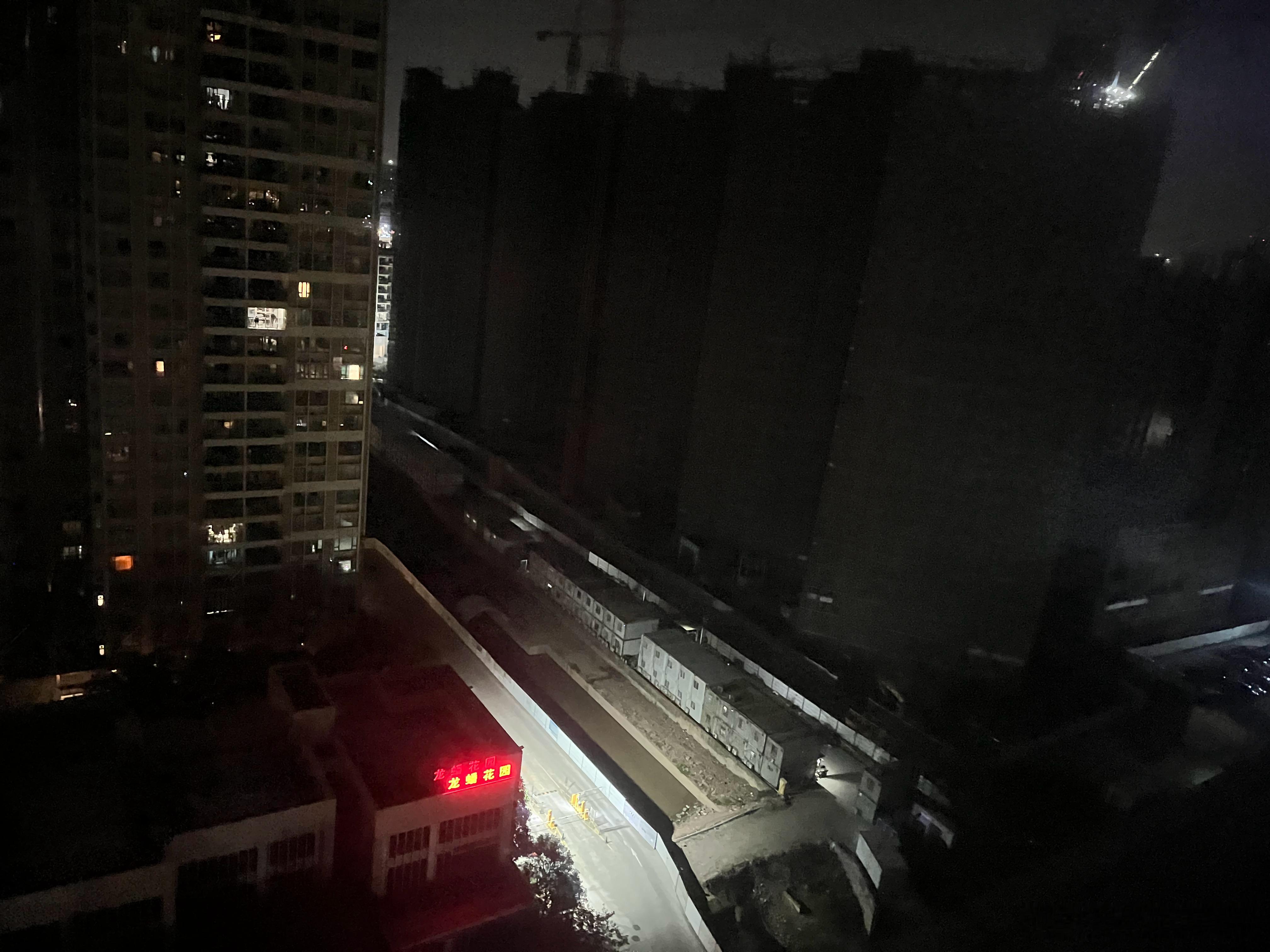 住在亚朵的深睡楼层，被吵醒浅睡了好几个小时广州金融城临江大道这个亚朵酒店，啥都好