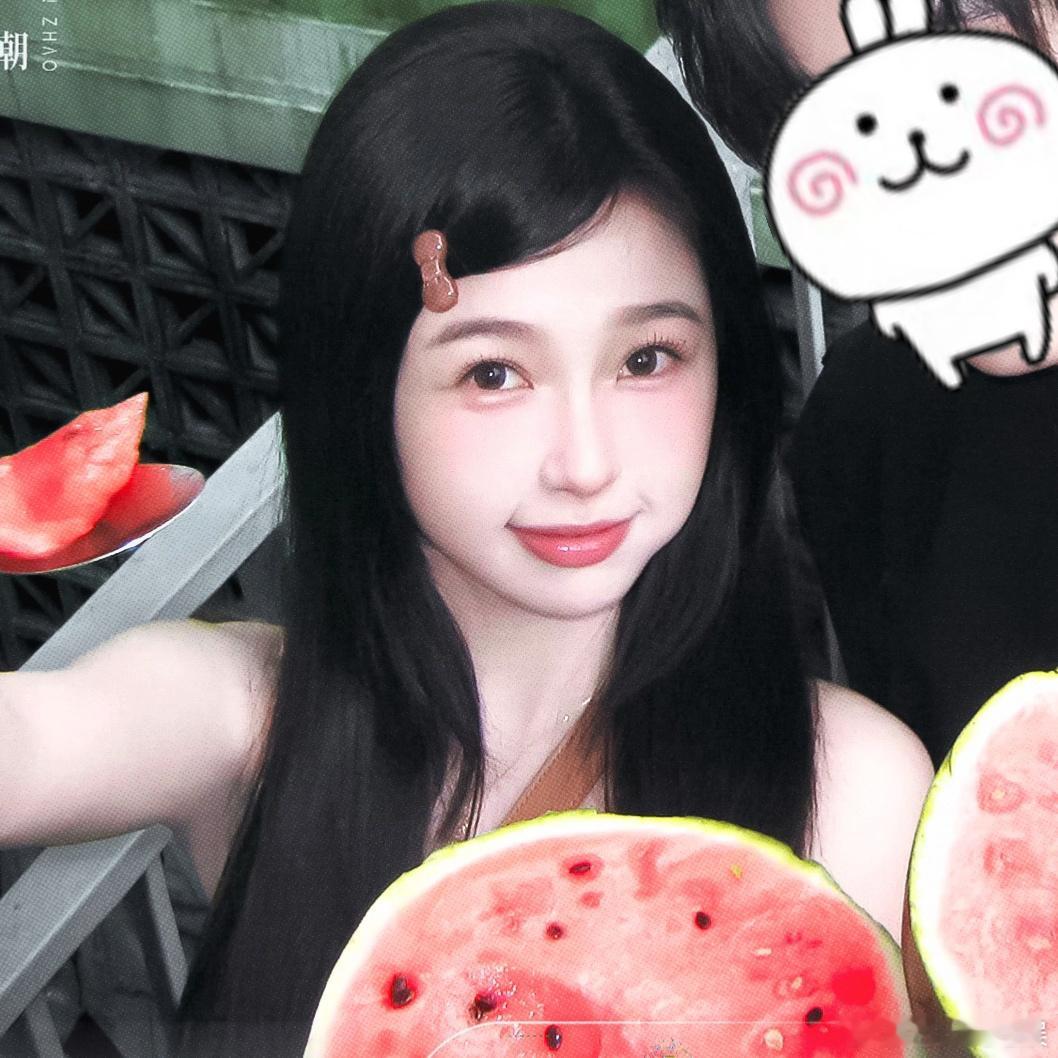 虞书欣这扑通一声 看到这段笑到拍大腿！duang 的一声响彻全场，虞书欣表情管理