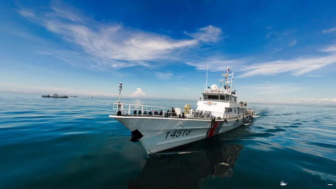 海警14518艇和34526艇，均为新型031执法艇： ​​​
