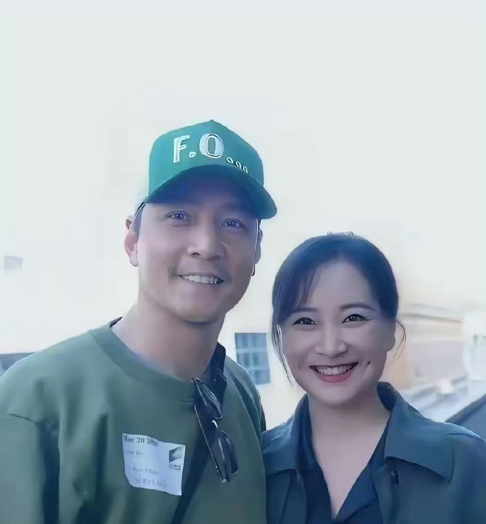 吴彦祖发的和贾玲发的照片差别很大啊 看来还是有容貌焦虑 