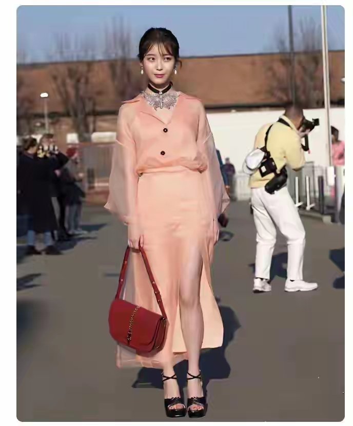 李知恩，财阀的最爱，不接受反驳 