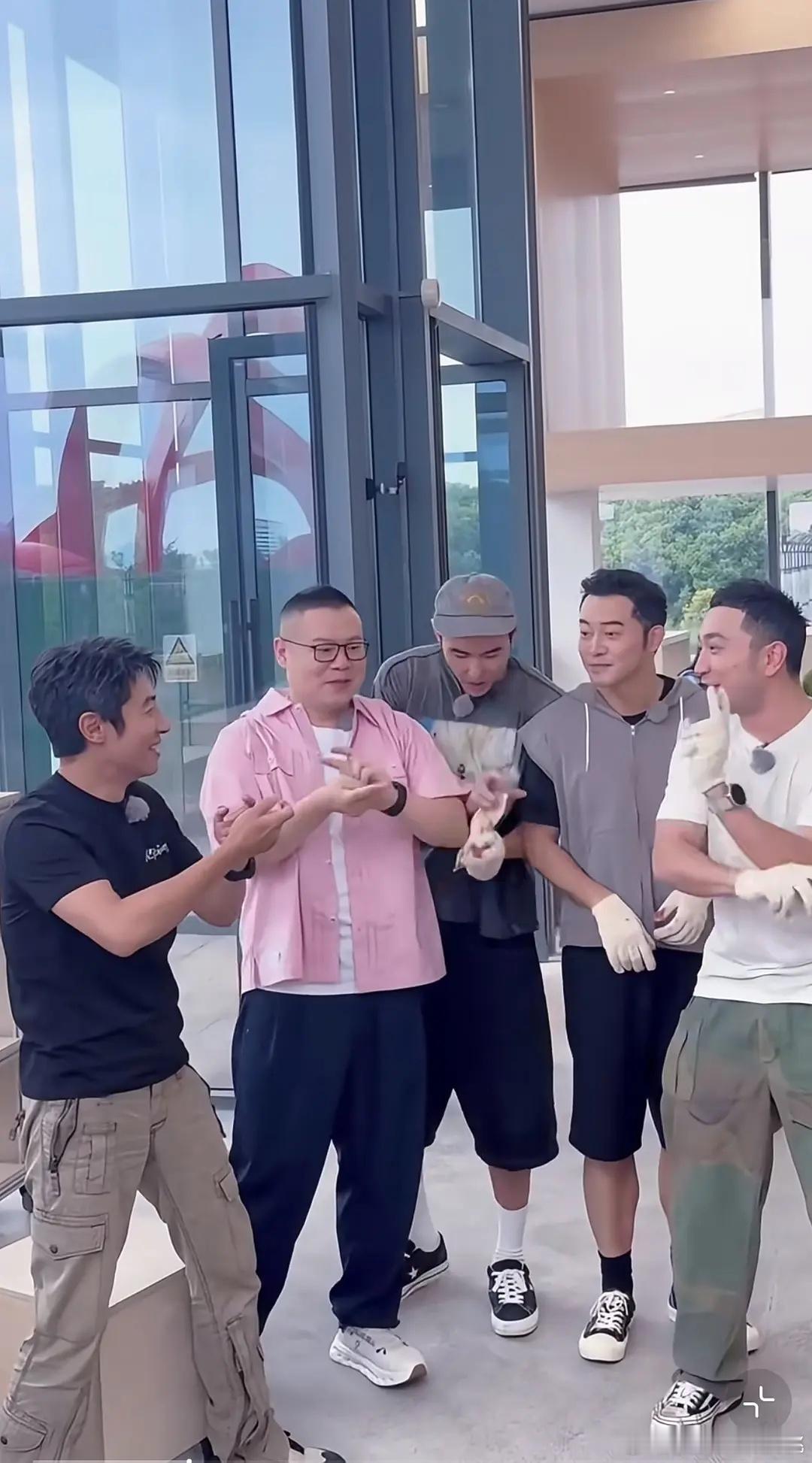 他们又合体录综艺啦 ​​​