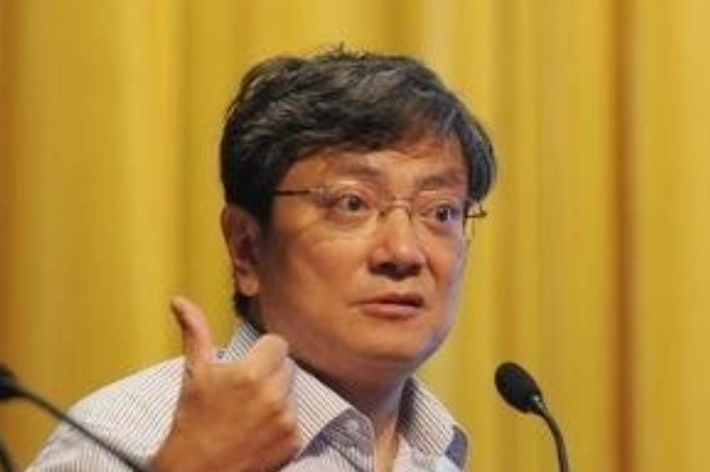 两蒋的棺材在台湾放了五十多年还没入土，蒋家后人想自费迁回大陆安葬，可蒋万安这个当
