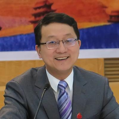 一天之内，我国外交部两大人事调整，刘劲松宣布离任，信号不简单。

7月29号这天