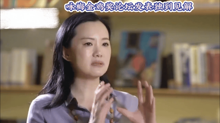 54岁咏梅优雅回应女性年龄焦虑：“年龄不是枷锁，而是岁月的馈赠。每个阶段都有其独