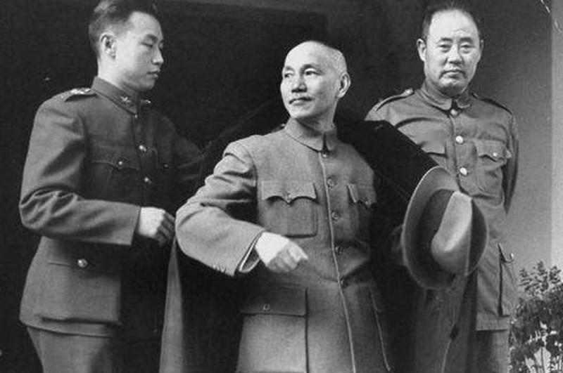 1997年10月20日，郭汝瑰被一辆大货车撞倒，抢救无效身亡，三天后，他家突然收