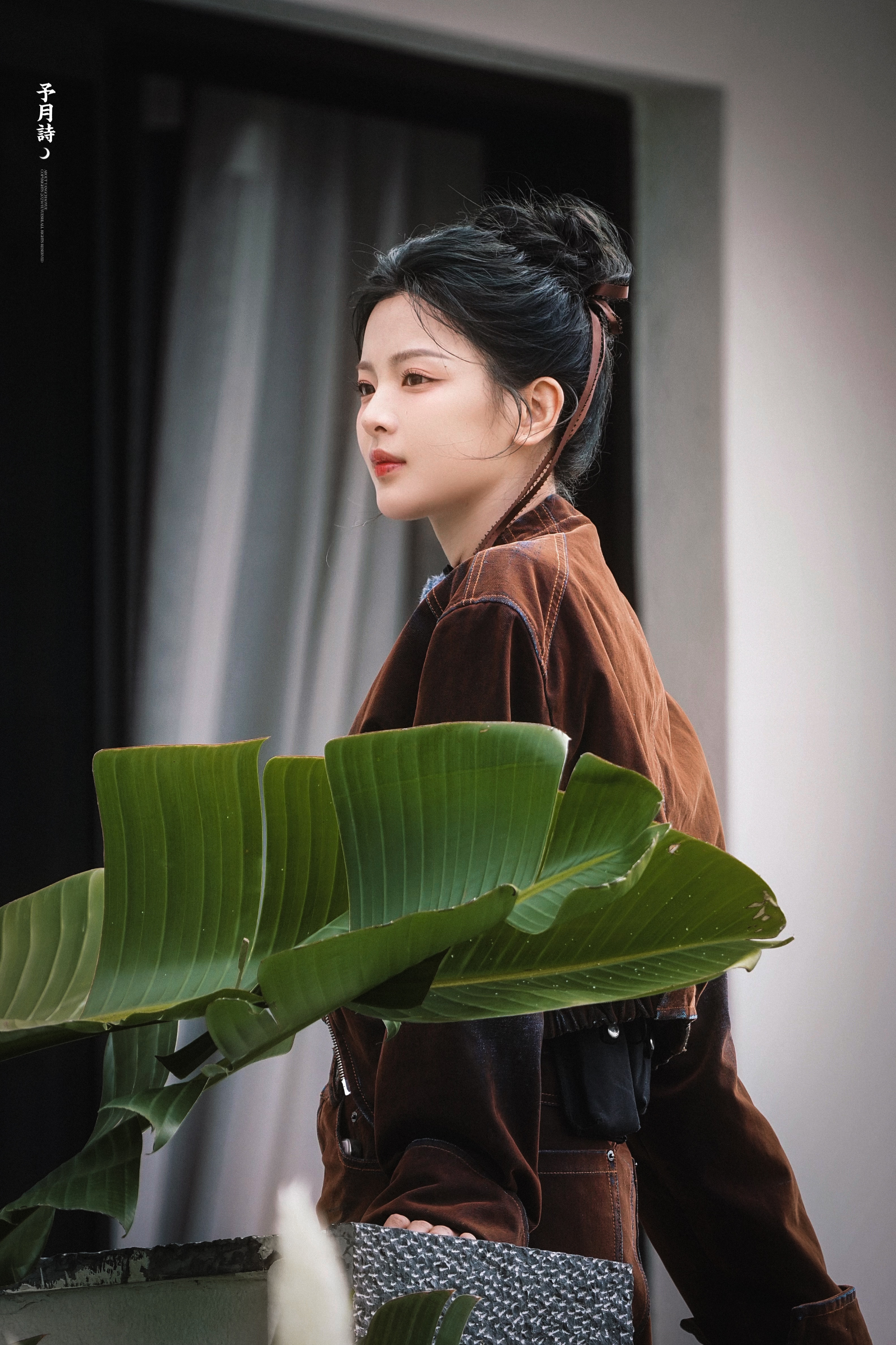 杨超越《盲盒旅行局》路透今天是巧克力味的超越妹妹[好喜欢]好想rua一下丸子头！