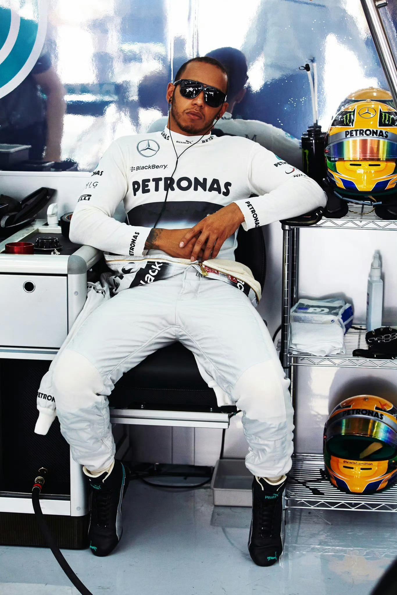 今天是刘易斯·汉密尔顿爵士的41岁的生日，真正的赛车传奇！ 