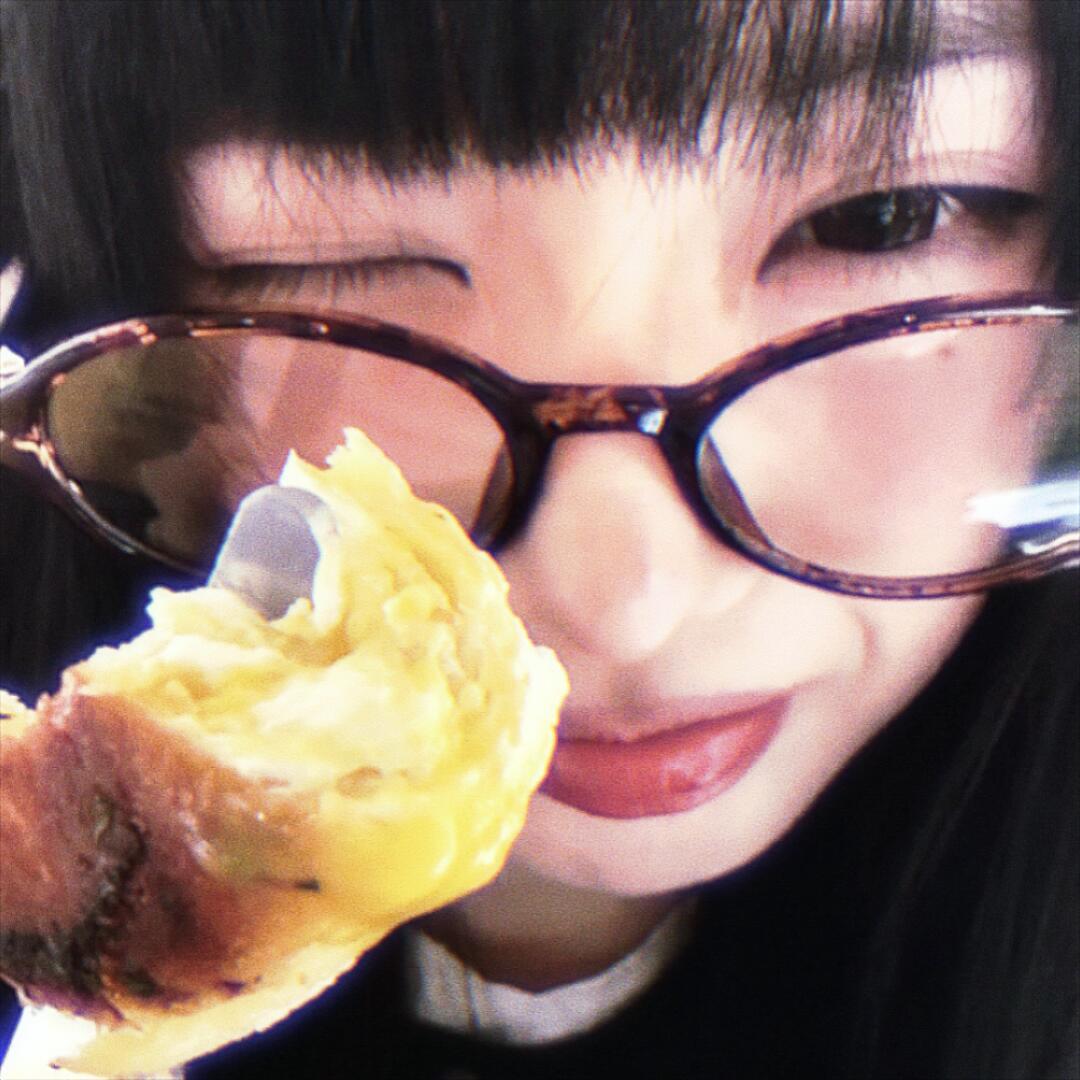 古早眼镜女生头像自用头像|戴眼镜的女孩|书呆子眼镜框|头像女|复古头像|头像分享