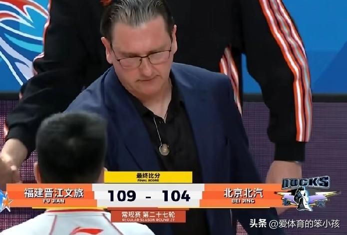 CBA联赛的赛场上，今晚有两场比拼上演，结果原本被认为强弱分明的一场比赛，也就是