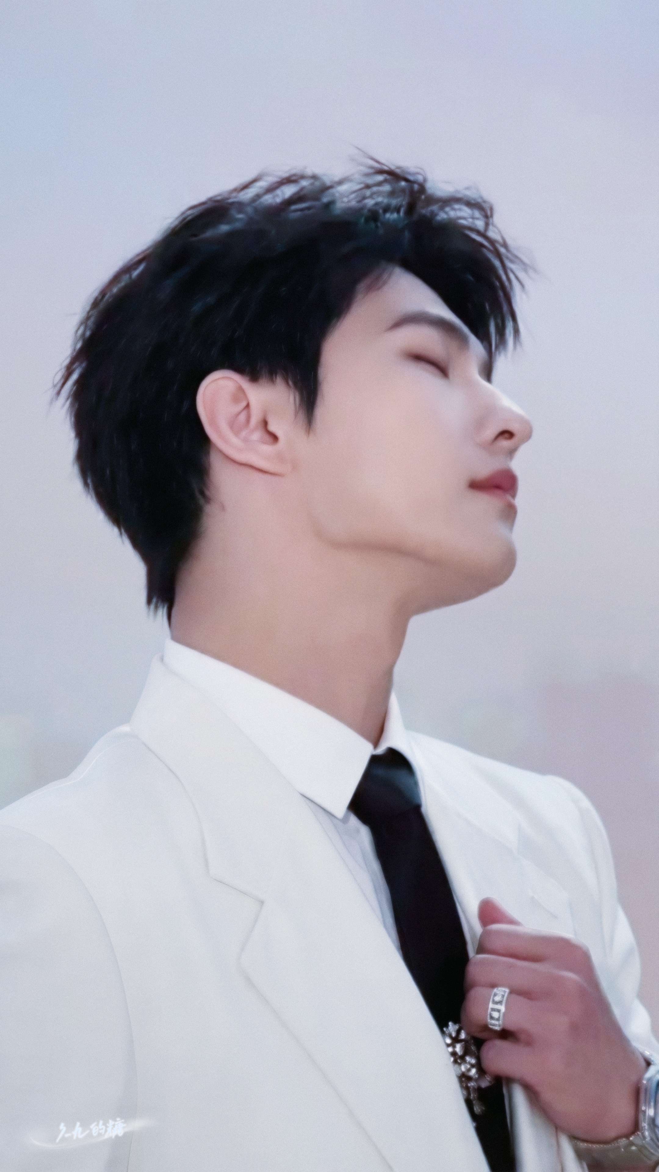 杨洋杨洋晚宴人气 是翩翩贵公子啊期待今天的娇兰🐏