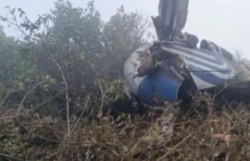 哥伦比亚总统候选人，坠机遇难！看到这个消息后，我想起了伊朗前总统莱西。当初，他也